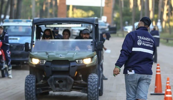 El intendente de Pinamar habló sobre los conductores que protagonizan accidentes en los médanos: "Son un puñado de inadaptados" | Actualidad