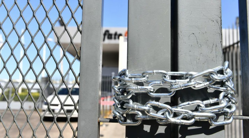 Cierre de Fate: el Gobierno reúne a la empresa y al gremio en medio de la conciliación obligatoria | Política