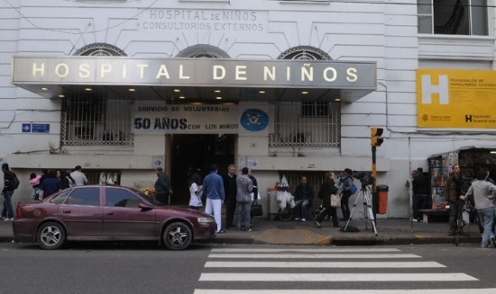 Tragedia en La Plata: un nene de dos años murió atragantado mientras cenaba | Actualidad