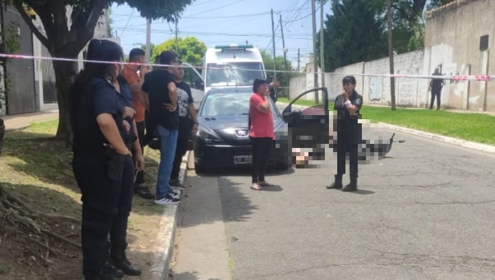 Quilmes: una mujer policía que volvía de hacer las compras para Nochebuena mató a dos motochorros que intentaron asaltarla | Actualidad