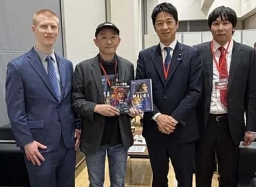 Milei envió copias de sus libros a representantes del Partido de la Restauración de Japón | Política