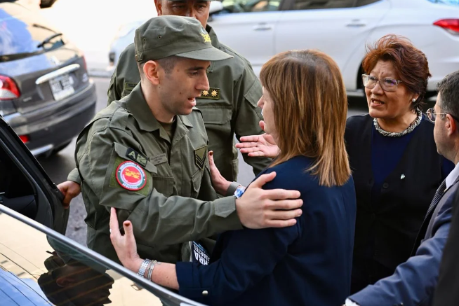 "La emoción de tenerte en casa": Patricia Bullrich recibió a Nahuel Gallo