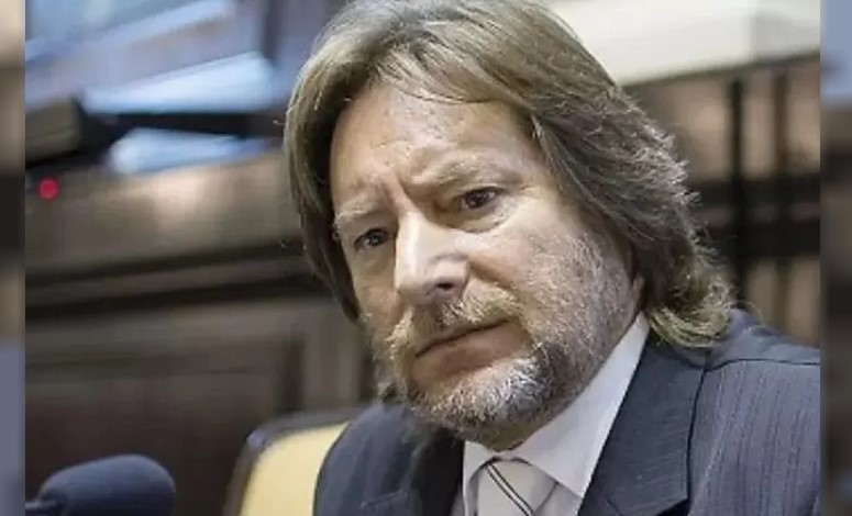 Denunciaron a un exjuez y a psicólogas por elaborar falsos informes de abuso para desvincular a padres de sus hijos | Actualidad