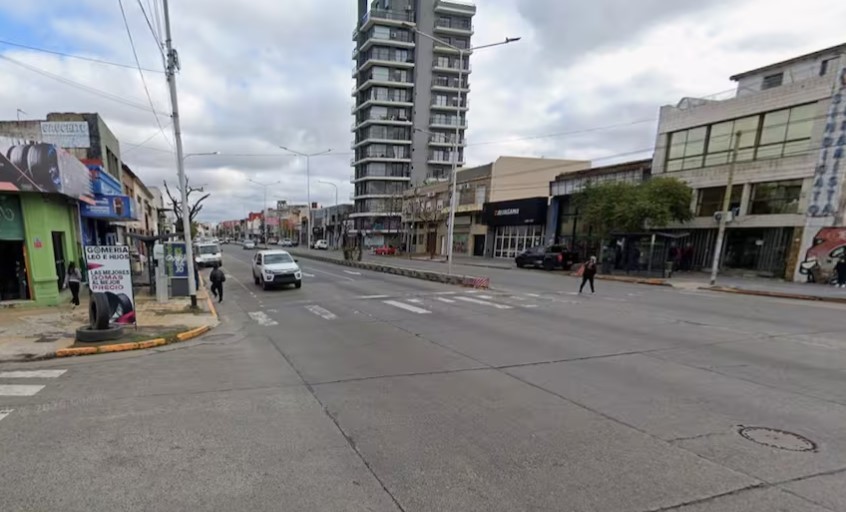 Motochorros balearon en Avellaneda a un policía de la Ciudad en un intento de robo | Actualidad