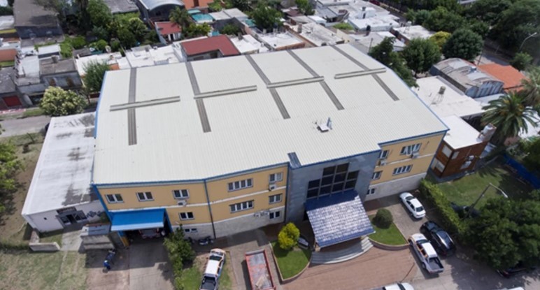 Rosario: cortaron la luz de una empresa, ingresaron y robaron 30 millones de pesos | Actualidad