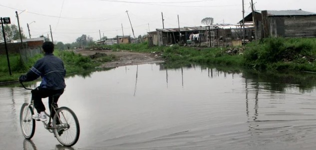 Tucumán: más de 100 escuelas siguen sin clases por las inundaciones tras el temporal | Actualidad
