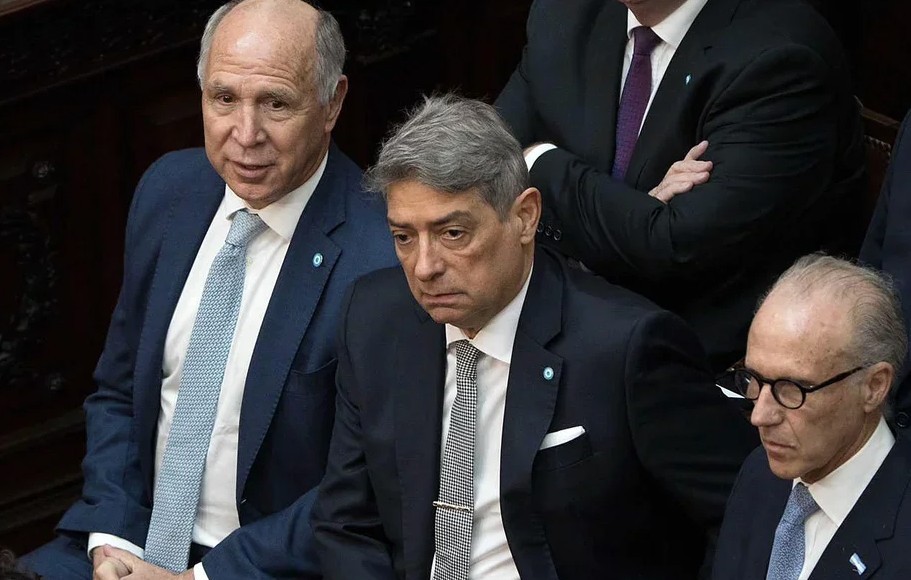 El Gobierno llevó a la Corte Suprema la reforma laboral con un “per saltum” para frenar su suspensión | Política