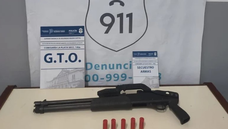 La Plata: arrestaron a un hombre que tenía enjaulado a su hijo con autismo | Actualidad