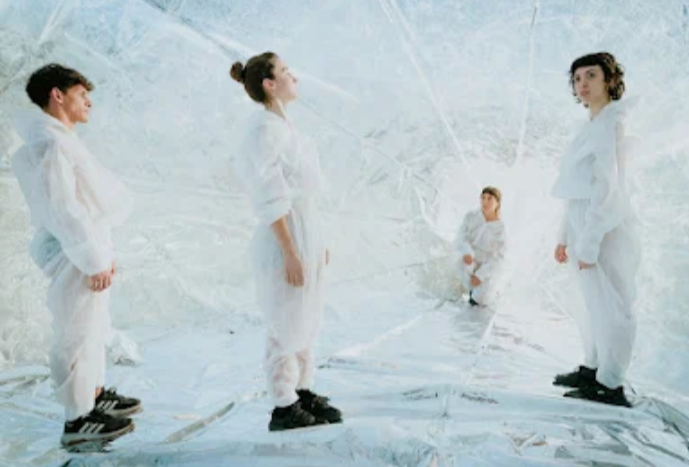 Se estrena "Poéticas de gravedad" en una experiencia inmersiva | Espectáculos