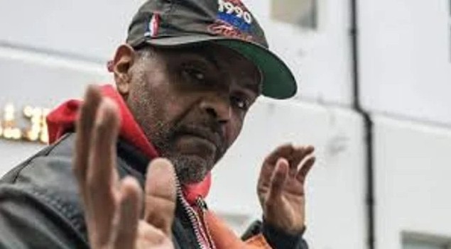 Horror en Morón: hallaron enterrado a un hombre en su vivienda | Actualidad