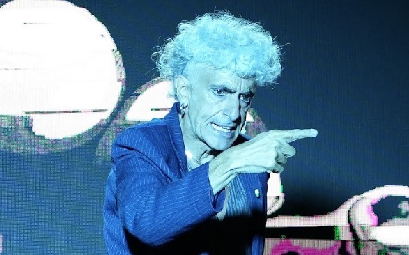Favio Posca reestrena "Transensual" en La Plaza | Espectáculos