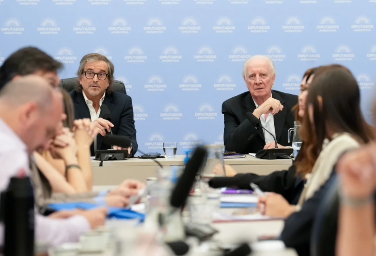 El oficialismo logró dictaminar el Presupuesto y buscará aprobarlo mañana en el recinto | Economía