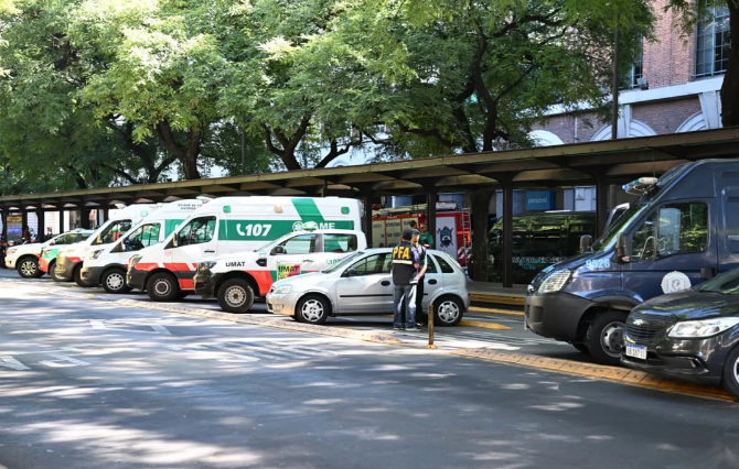 Explotó un paquete bomba en la Escuela Superior de Gendarmería: hay tres heridos | Actualidad