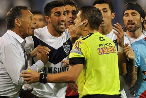 Marginan al árbitro Delfino por "procedimiento desprolijo" | Deportes