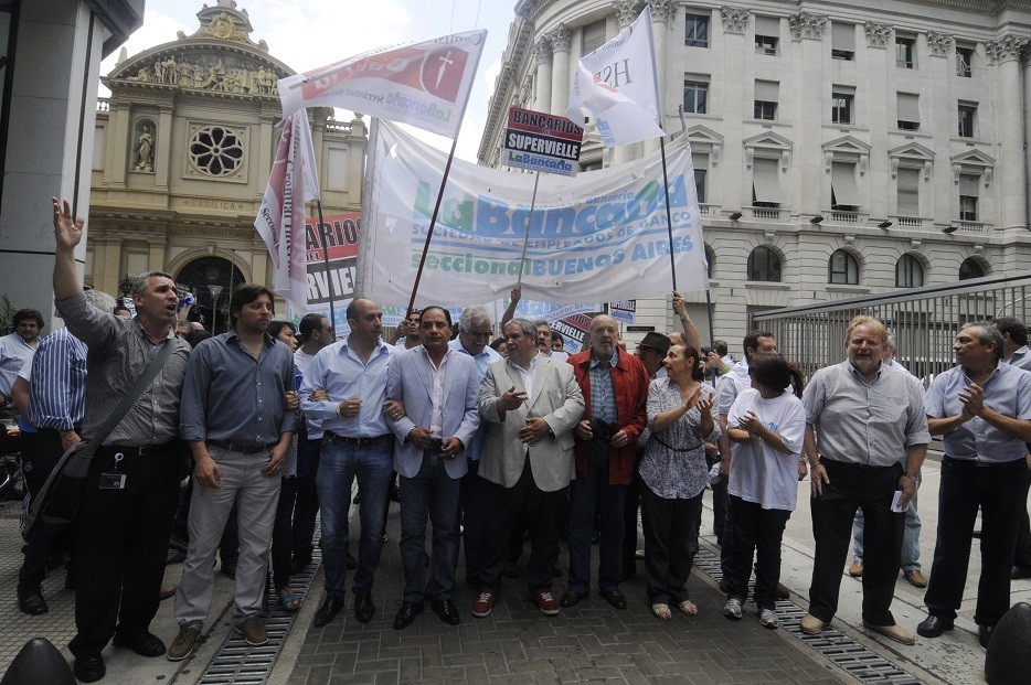 Bancarios lograron aumento de 27,8% y participación en las ganancias | Actualidad