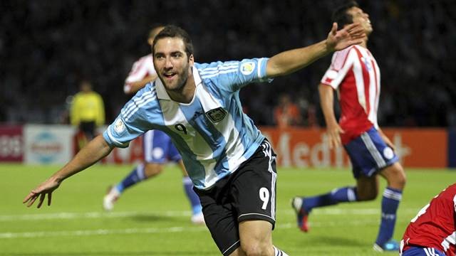 Argentina y Paraguay juegan también en las redes sociales | Deportes