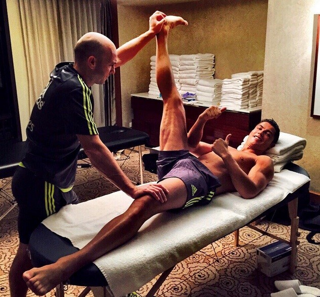 #EsViral Cristiano Ronaldo muestra su trabajado cuerpo | Deportes