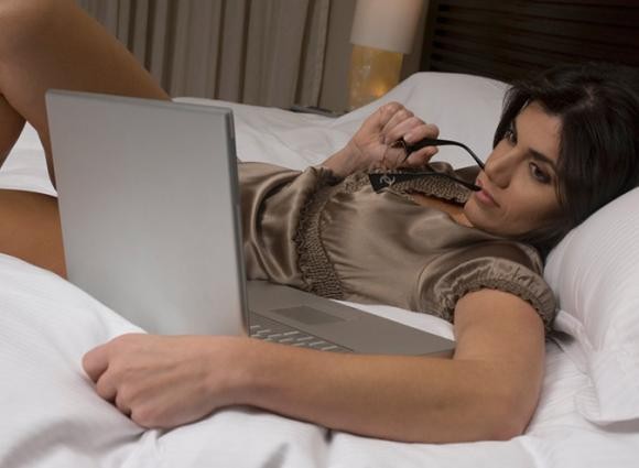 Las mujeres ya miran más porno que los hombres | Actualidad