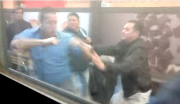 Video: colectivero, a los golpes con un pasajero que no quería pagar boleto | Actualidad