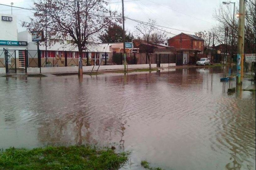 Apareció un anciano muerto en un arroyo de Quilmes, víctima fatal del temporal | Actualidad