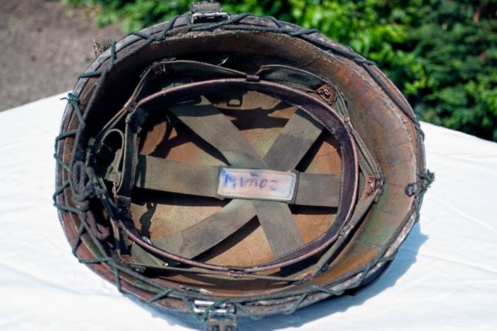 La historia del veterano de Malvinas que halló su casco 33 años después | Actualidad