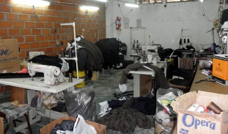 La Justicia porteña clausuró un taller textil clandestino en Parque Chacabuco | Actualidad