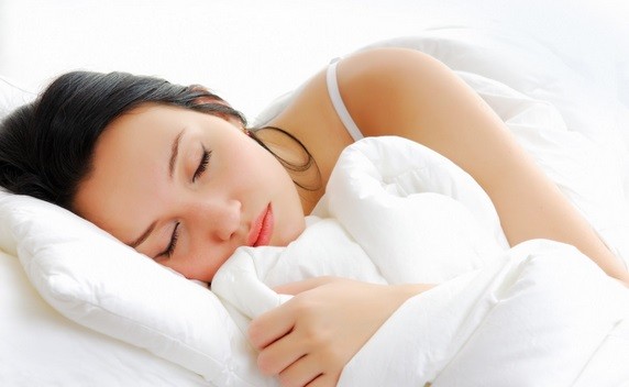 ¿Cuál es la mejor postura para dormir? | Actualidad