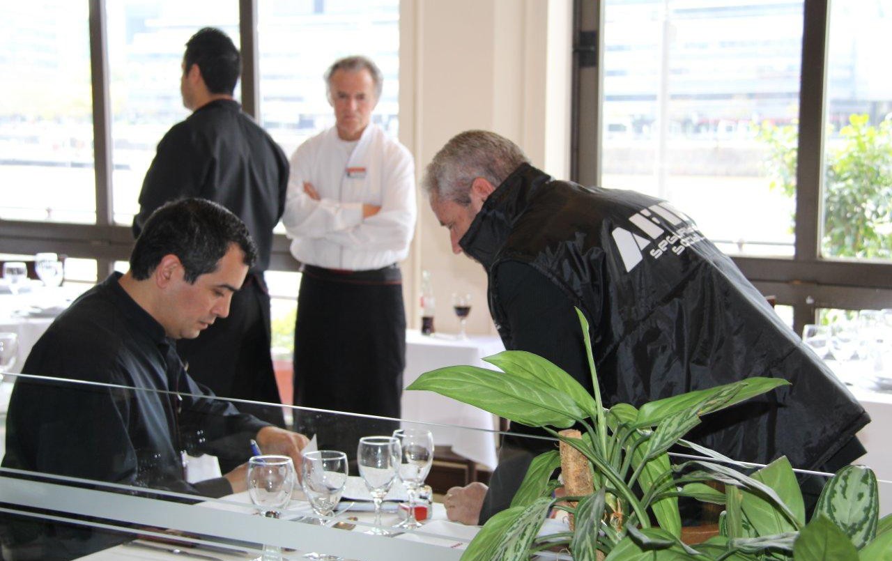 AFIP allanó famosa cadena de restaurantes por evasión y trabajo en negro | Actualidad