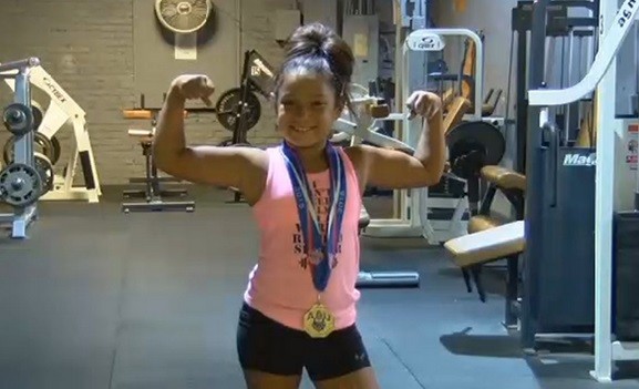 La nena de 9 años que gana medallas levantando pesas | Curiosidades
