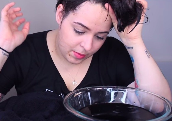 ¿Por qué las mujeres se lavan el pelo con gaseosa? | Curiosidades