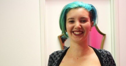 Topless para mostrar los efectos del cáncer de mama | Curiosidades