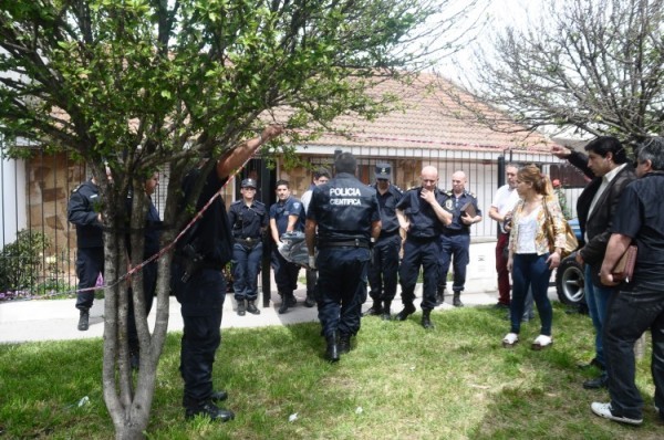 Anciano de 96 años muere de un infarto al ver cómo ladrones golpeaban a su familia | Actualidad