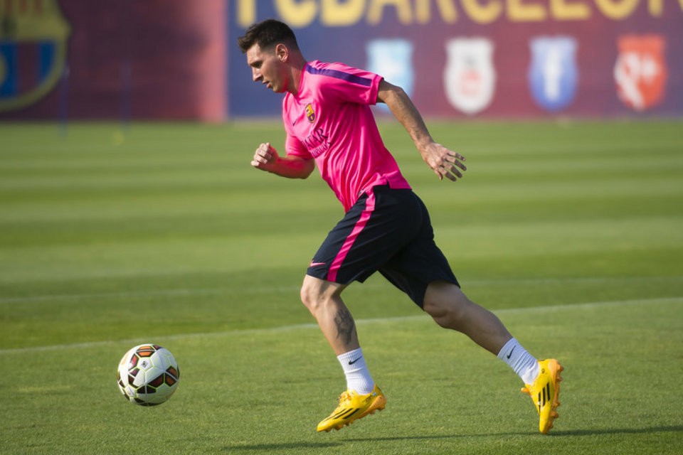 Messi marcó un gol en el entrenamiento y se ilusiona con jugar el sábado ante Real Madrid | Deportes