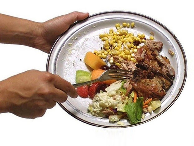 Los argentinos son los que más comida tiran a la basura en América Latina | Actualidad