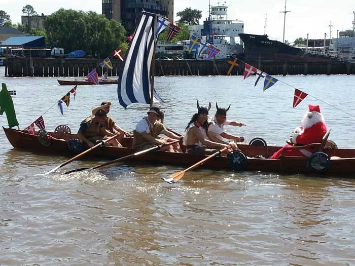 Papá Noel y los vikingos remaron por una navegación más segura en el Delta | Actualidad