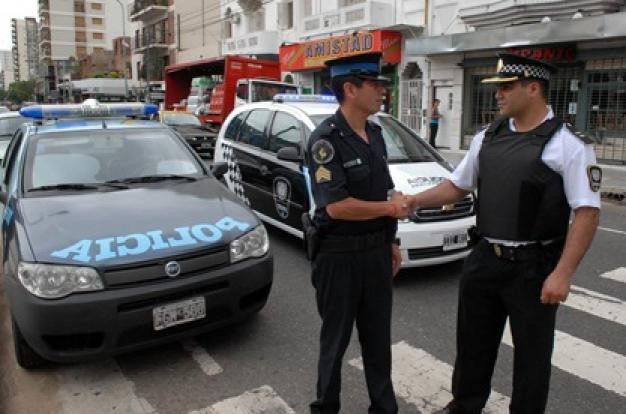 Bullrich confirmó que "en enero" pasarán unos 21 mil efectivos de la Policía Federal a la Ciudad | Política