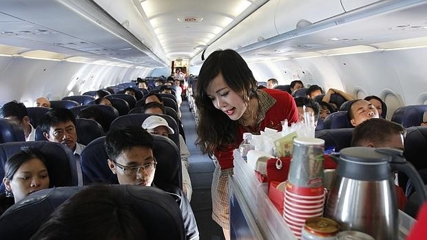 Los diez secretos que no deberías saber cuando subes a un avión | Curiosidades