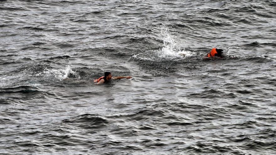 Mueren una mujer y un niño en la isla griega de Lesbos por hipotermia | Internacionales