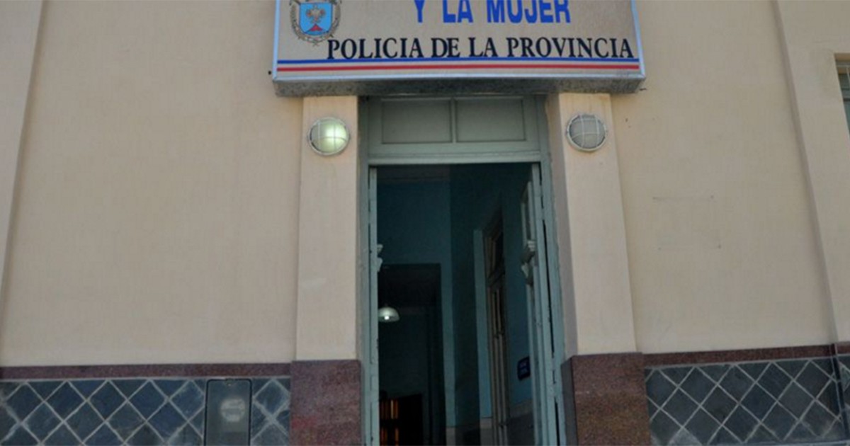 Horror: ató a su hijo durante diez días a una silla “para que no se escape” | Actualidad