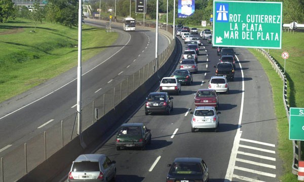 Este sábado cerrarán por dos horas la autopista Buenos Aires-La Plata | Actualidad