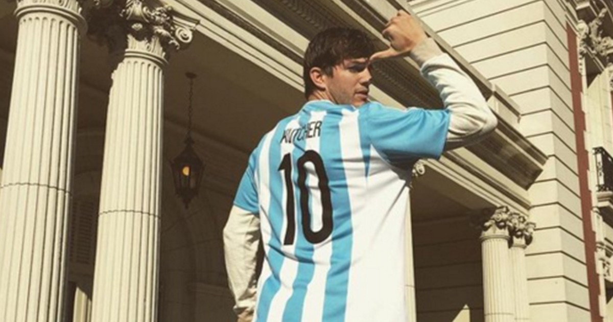 Ashton Kutcher se puso la camiseta de la selección argentina | Espectáculos