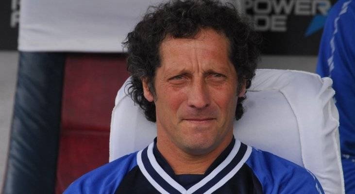 Hinchas de Gimnasia quieren que "se vayan todos" los dirigentes y que vuelva Troglio | Deportes