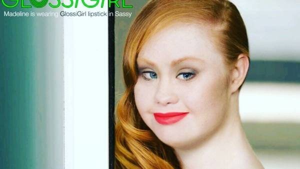 Una modelo con síndrome de down es la cara de una marca de cosmética | Curiosidades