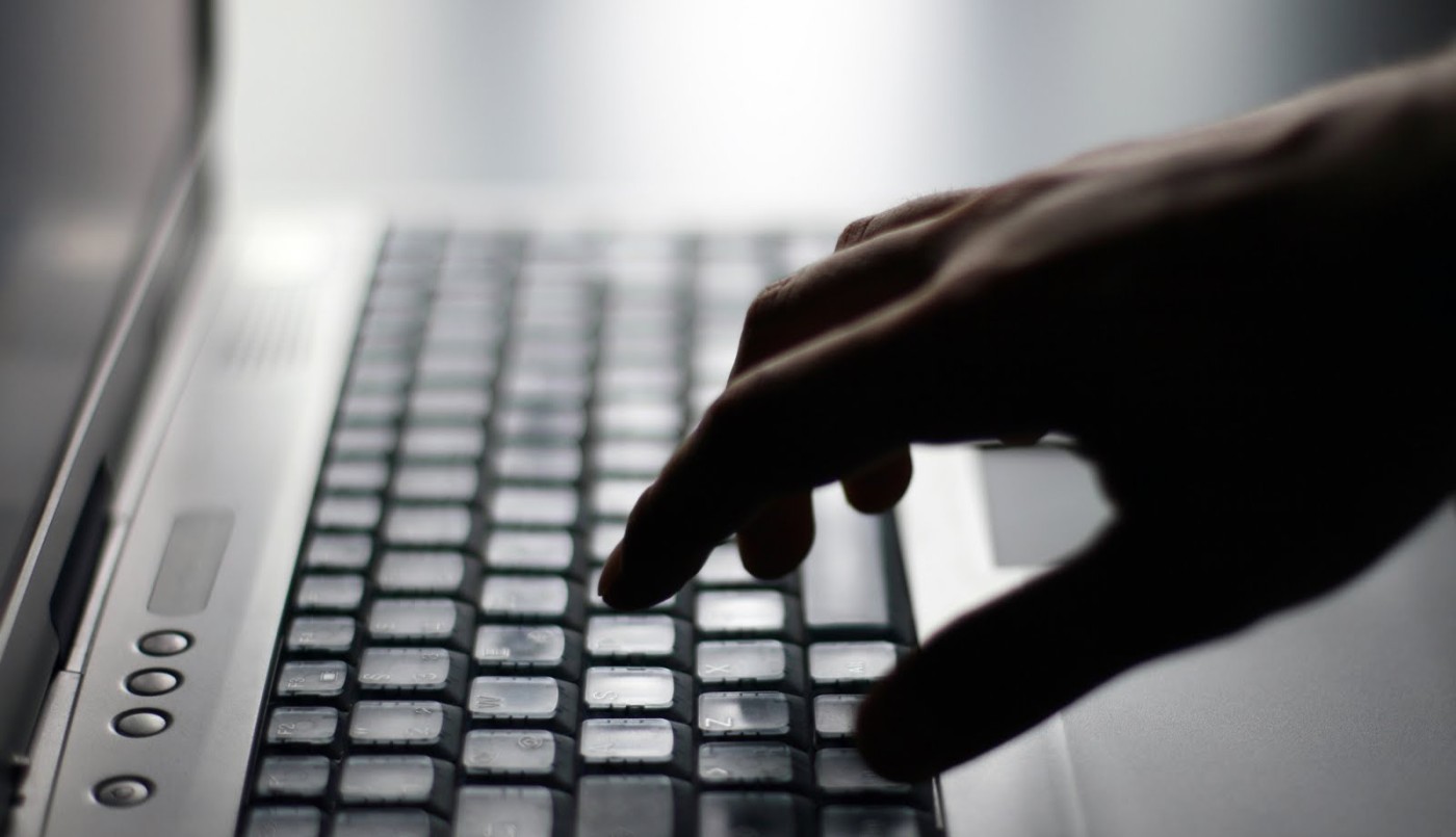 Recibió un mail de su padre muerto hace dos años: "Buuuh" | Curiosidades