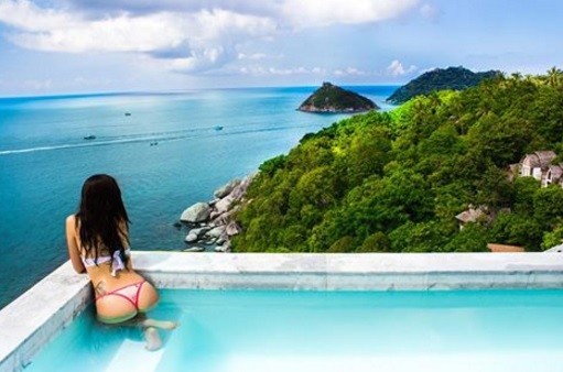 El video que indigna en Facebook: "Así me gasté el dinero de mi beca" | Redes