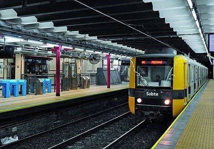 Denunció que un hombre se masturbó frente a ella en el subte: "La impotencia de ser mujer" | Actualidad