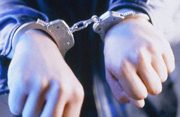 Mujer entregó a su hijo adolescente a la Policía tras enterarse del robo a una anciana | Actualidad