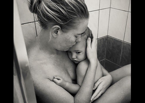 #EsViral : La foto de la madre y su hija que sacó un nene de 5 años | Redes