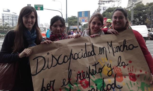 Reclamo de personas con discapacidad en el Ministerio de Salud | Actualidad