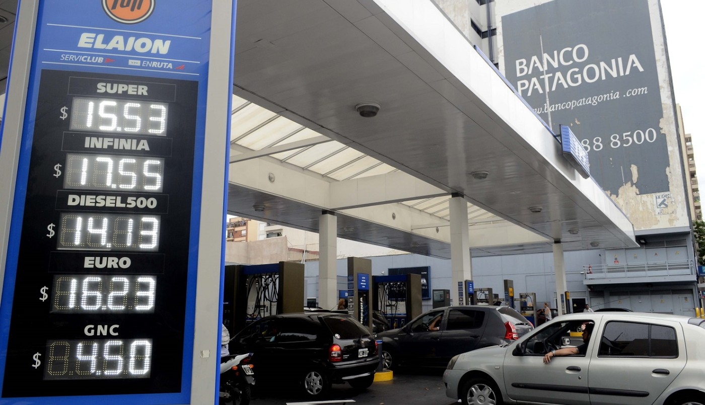 Las ventas de combustibles cayeron 28 por ciento luego del último aumento | Actualidad